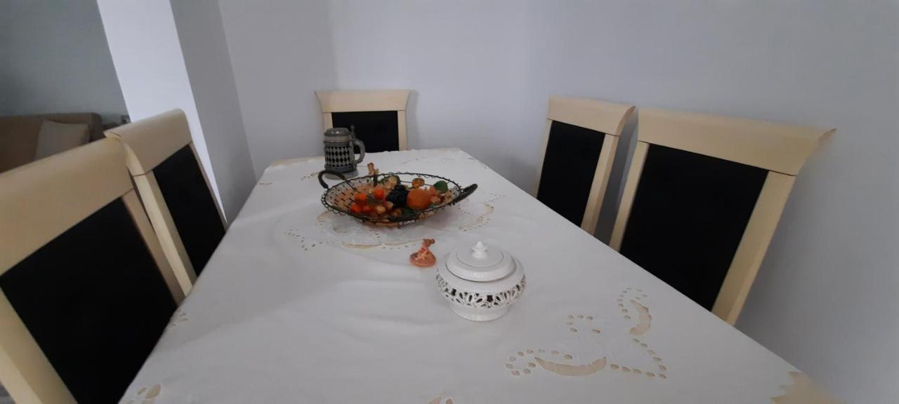 Apartament Clara Permetアパートメント エクステリア 写真
